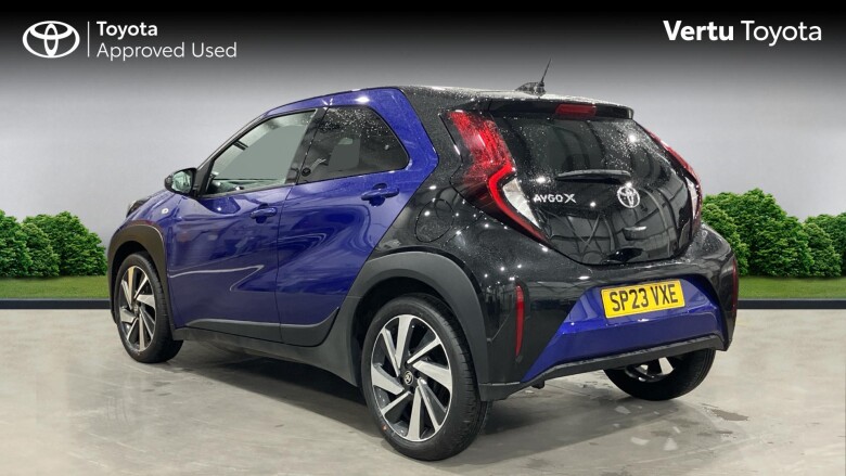 Toyota Aygo X 1.0 VVT-i Edge 5dr Petrol Hatchback